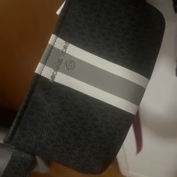 MK Belt Bag  - Authentic  SzM 