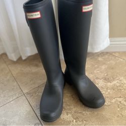 Hunter tall Rain boots