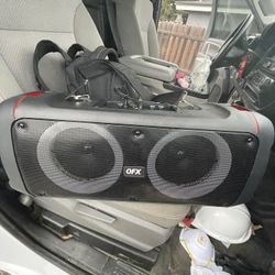 Wireless Rechargeable Bluetooth Speaker 