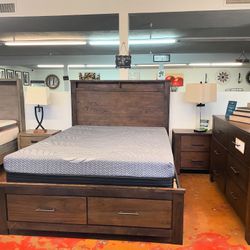 Queen Bedroom Set 