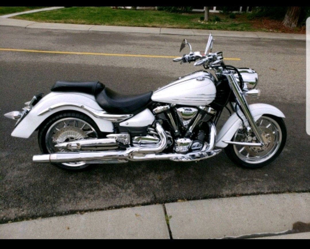 Yamaha Roadliner 2006 ( NO TRADE )....***