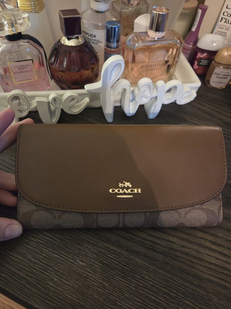 COACH ORIGINAL LEATHER NEW