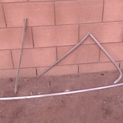 64 To 67 El Camino Front Window Molding Parts