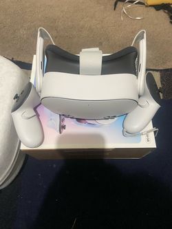 Oculus quest 3s with headset bag
