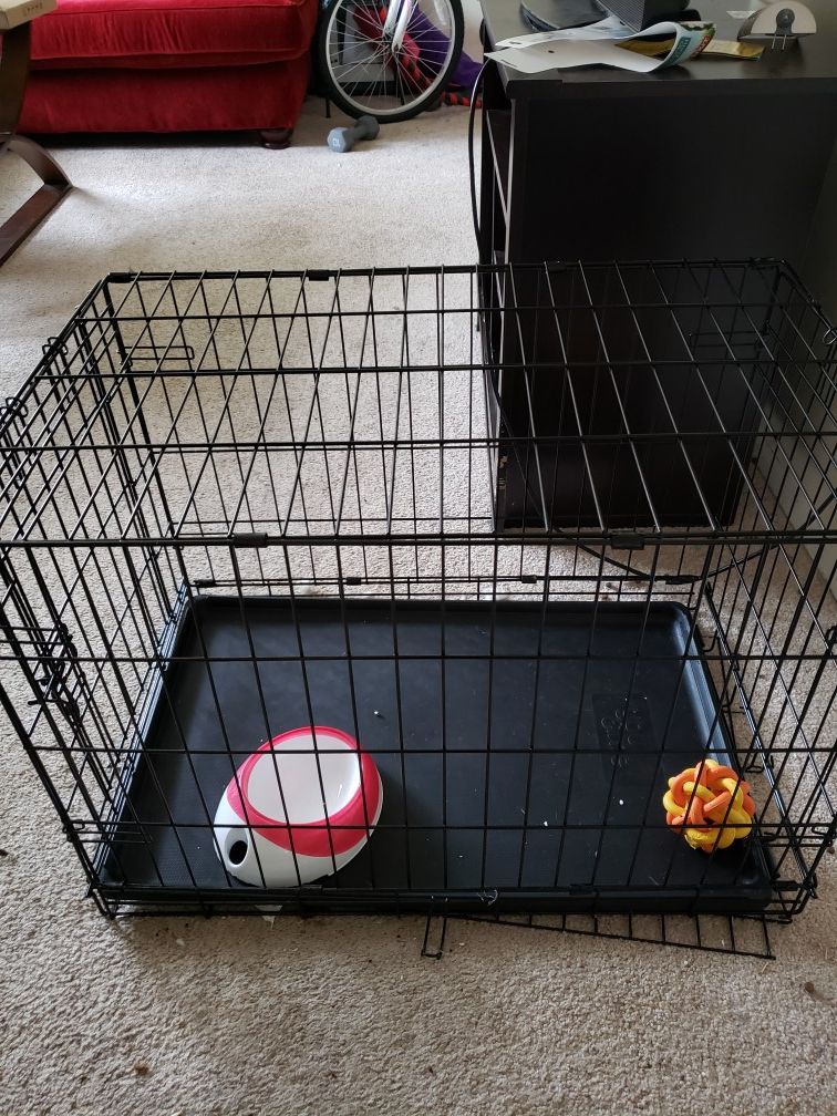 Medium size dog crate/cage