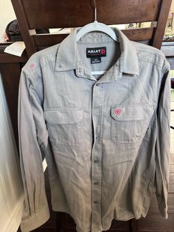 3 Ariat FR long sleeve work shirts Medium
