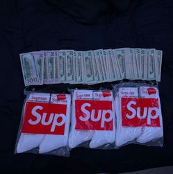 Supreme Socks