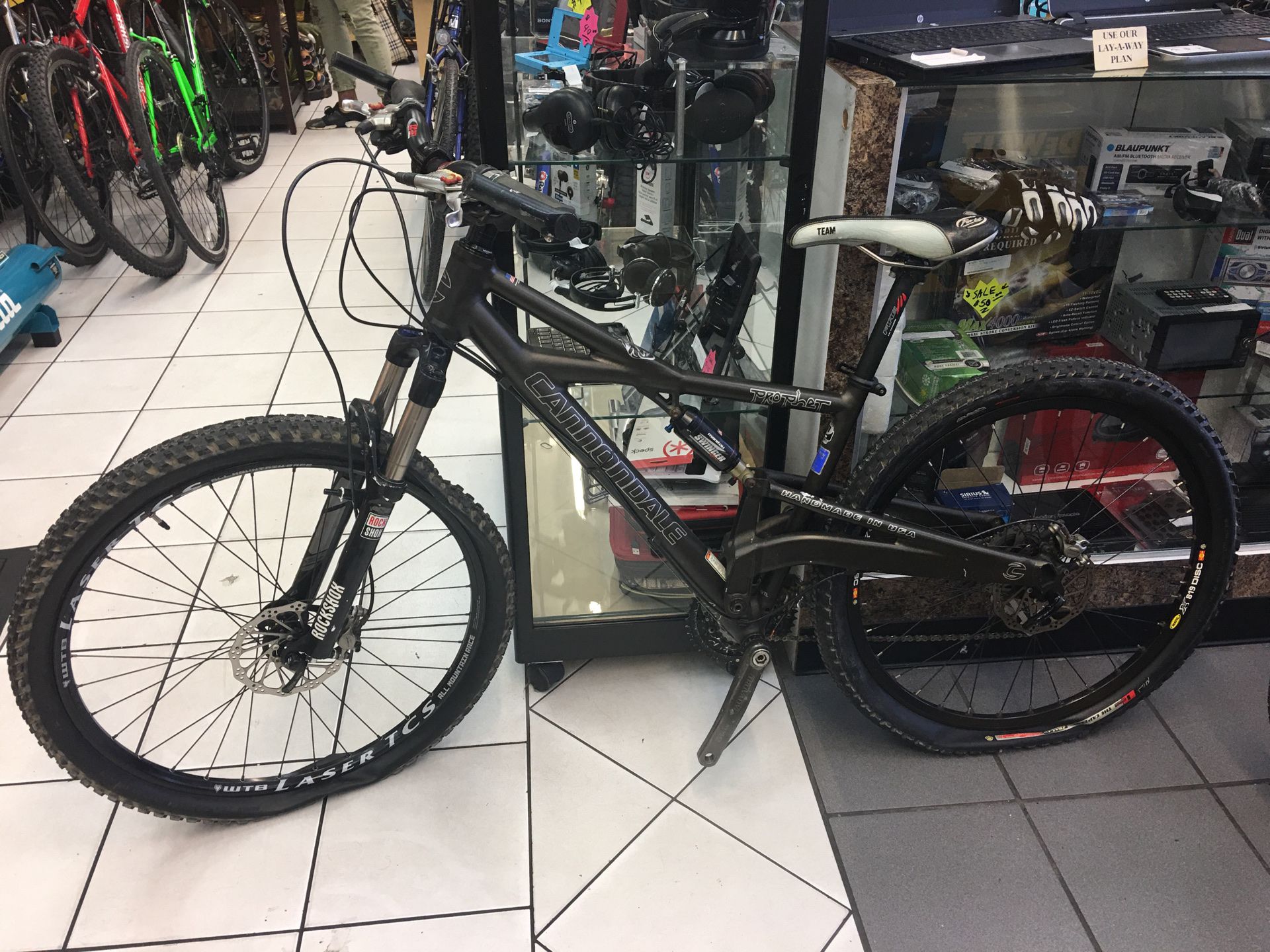 Cannondale prophet 26” mountain bicycle bike