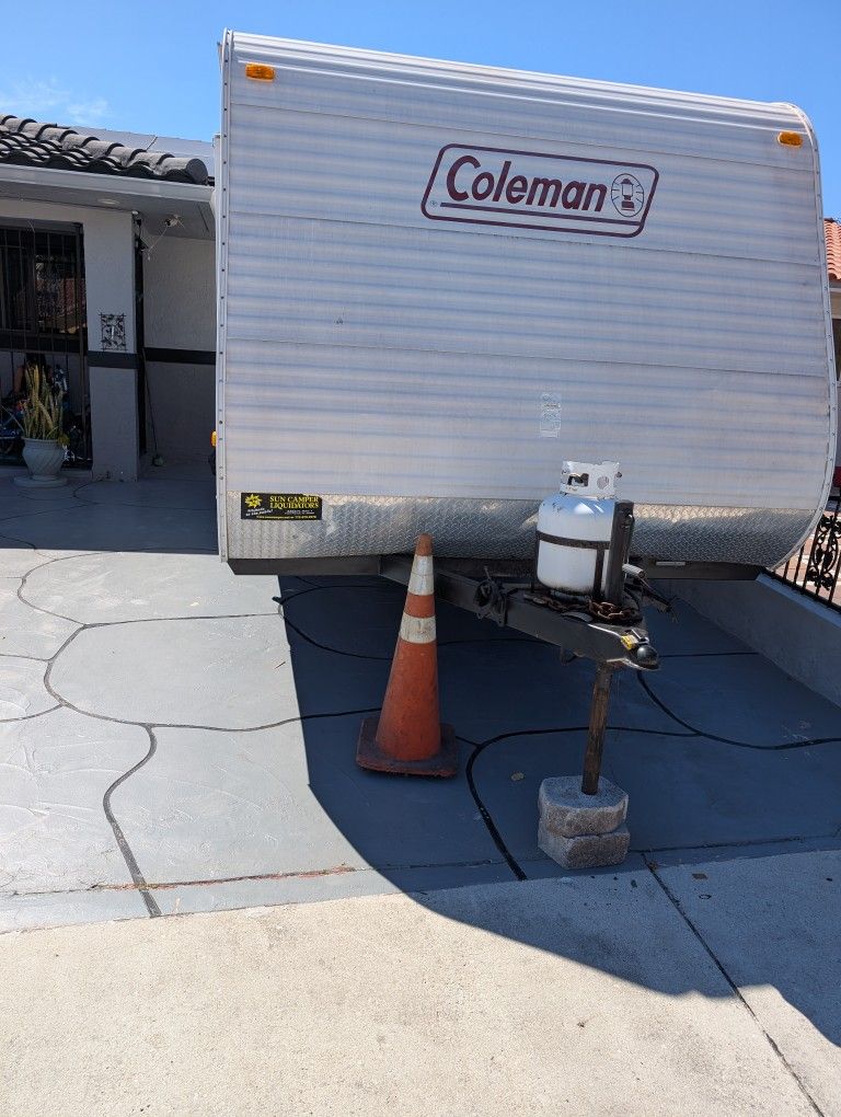 RV Camper. 2013