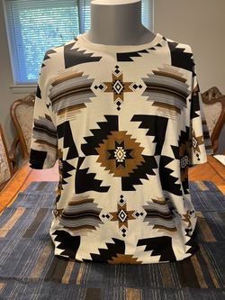 Men’s Aztec Tribal Print XL Short Sleeve Tee