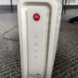 Surfboard Internet modem SB6141