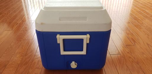 Coleman 5235 40 Qt. Cooler with Thermos