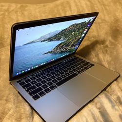 2017 MacBook Pro  Needs a New Screen It opens at a certain angle