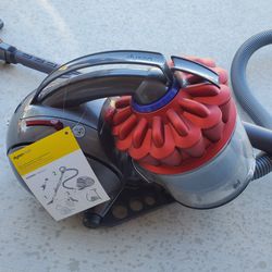 Brand NEW Dyson Big Ball Multi Floor Canister Vacuum MSRP $400