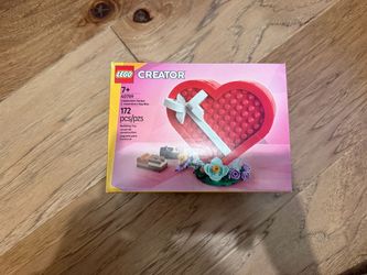 LEGO Creator Valentine's Day Box Set 40759