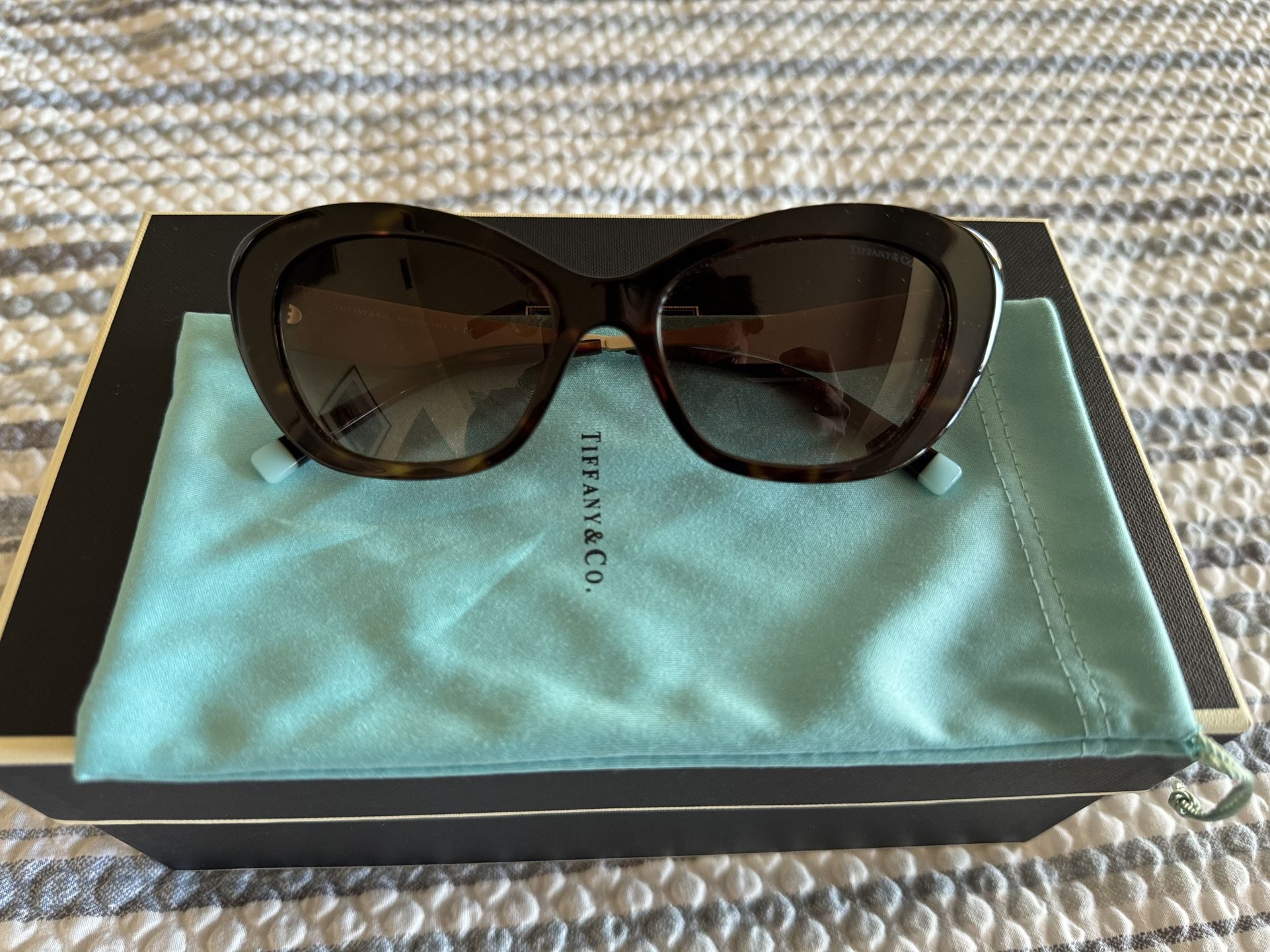 TIFFANY & Co. TF 4158 8001/9S Black SUNGLASSES 54-17-140mm Italy