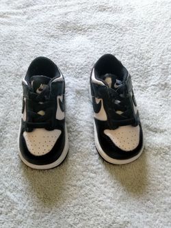 Toddler shoes size 4c