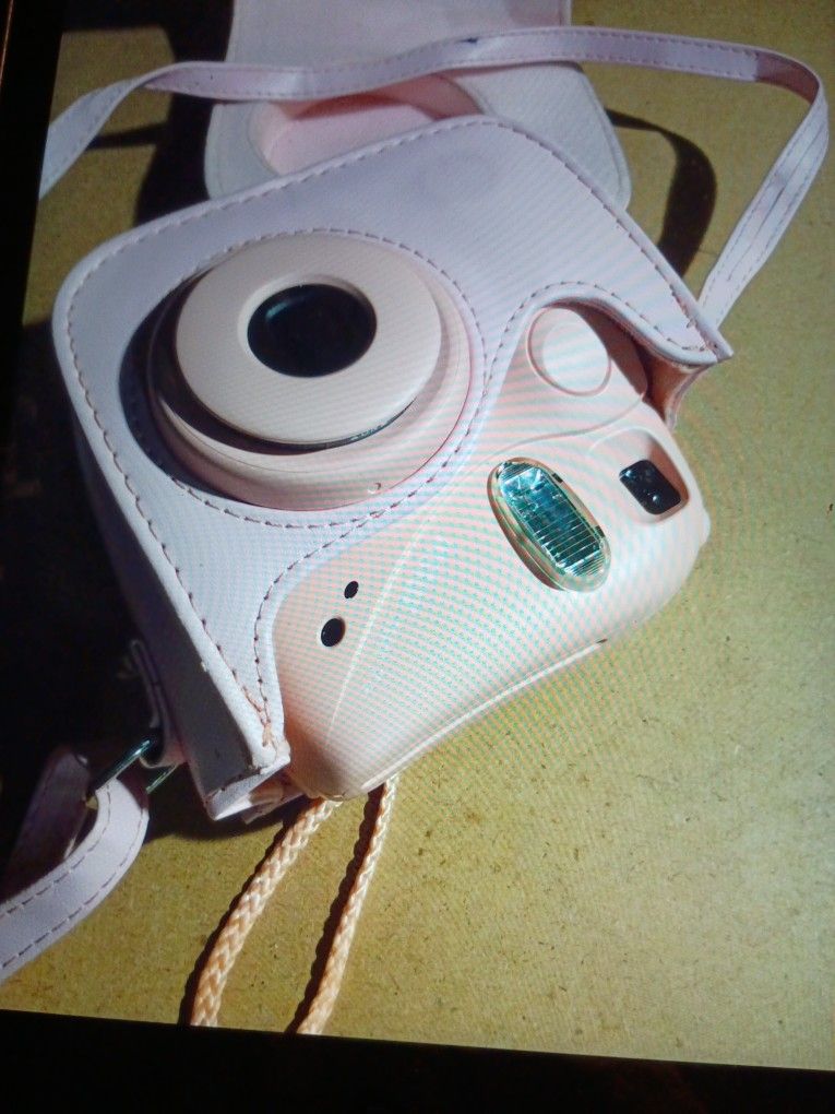 FUJI INSTAX MINI 7 PLUS CAMERA PINK W/CARRYING CASE & SLING