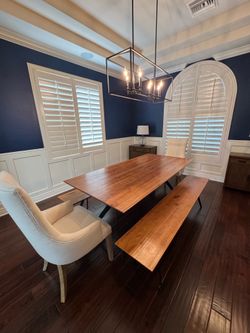 Beautiful 5 piece dining set