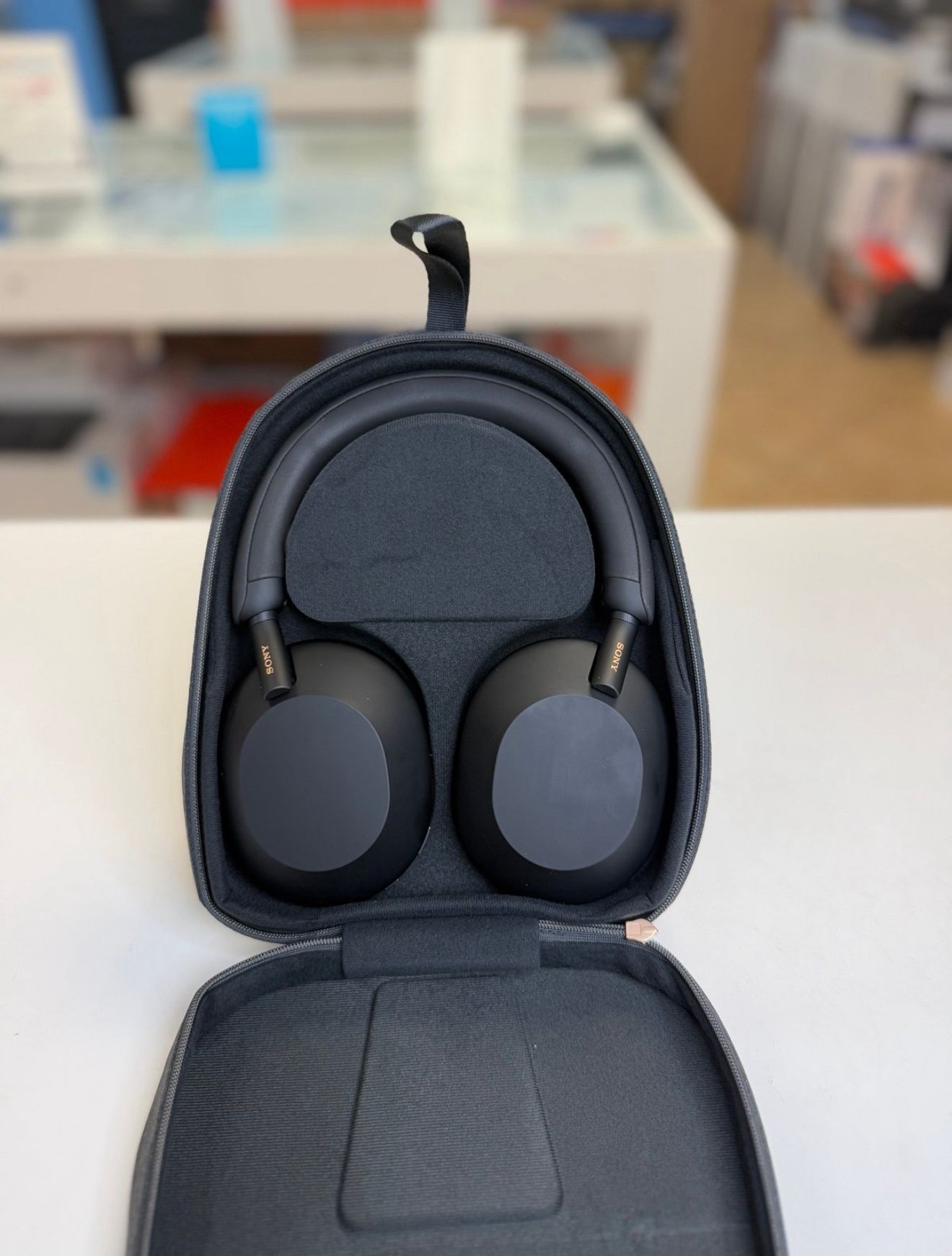 Sony WH-1000XM5 Wireless Noise Canceling Bluetooth Headphones