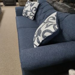 Beautiful Gorgeous Couch And Loveseat