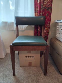 Vintage Sewing Chair