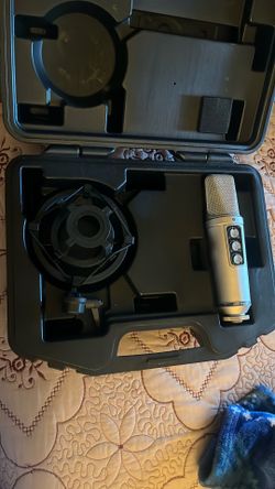 Microphone