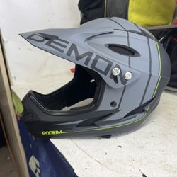 Bell Demon podium Helmet