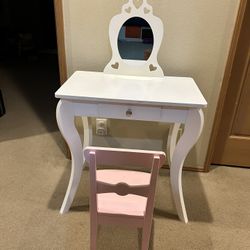 Kids Vanity & Chair