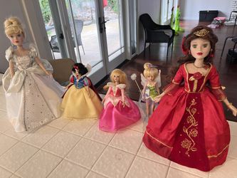 Disney Princess Porcelain Dolls