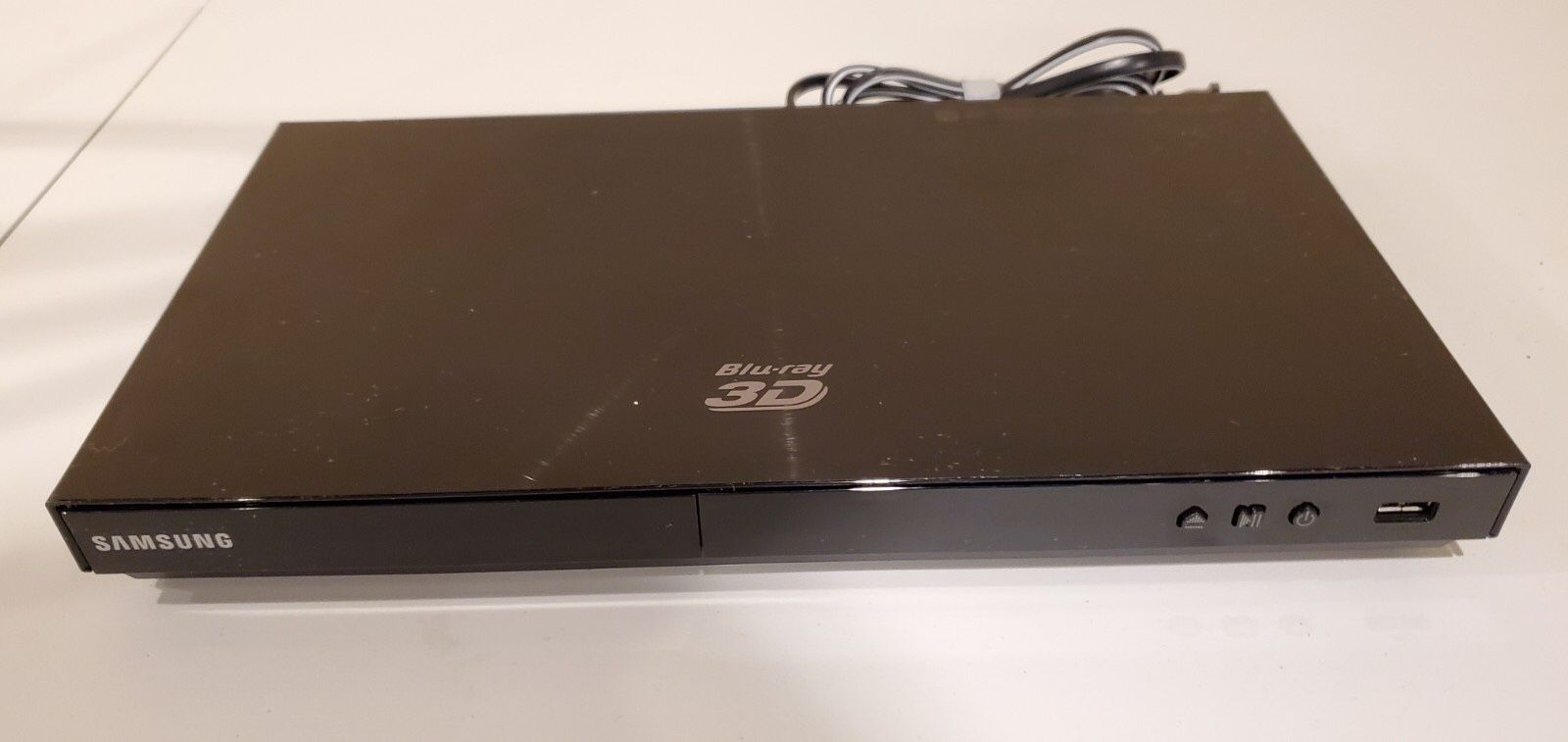 Samsung Blu-Ray 3D DVD Player - BD-E5900