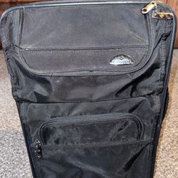 Samsonite Black Softside Carry-On rolling Suitcase