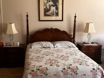 Bernhardt 5 Pieces Cherrywood Bedroom Set