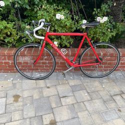 Road bike Cannondale frame size 21” wheels 26”  (for tall)