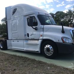 Truck/ Trailer  Head