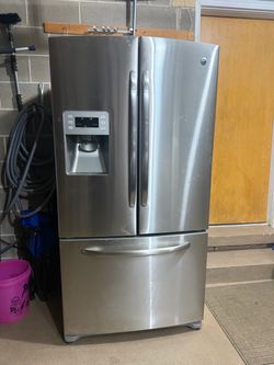 GE Stainless Steel French Door Refrigerator