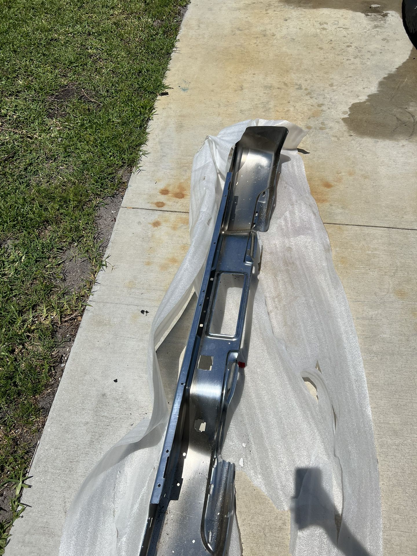 GMC Yukon Rear Bumper 2000-06