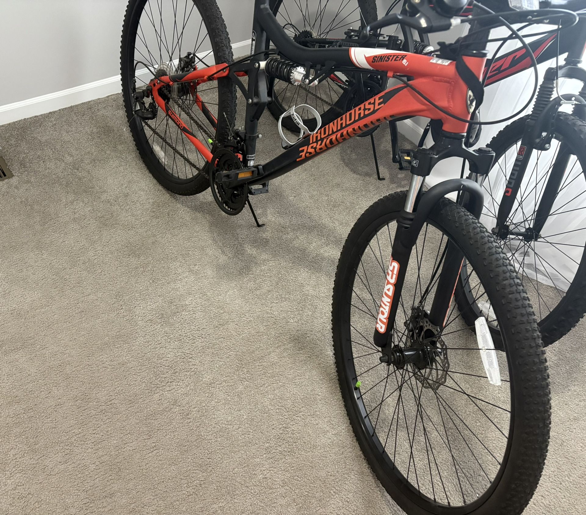 IRONHORSE SINISTER SHIMANO BIKE