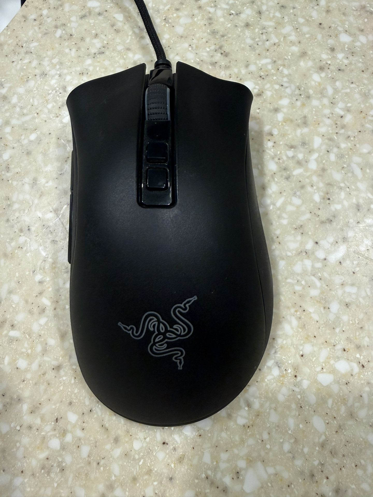 Gaming Mouse - Razer Deathadder v2