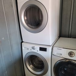 Kenmore Front Loading Washer And Stackable Gas Dryer Set 