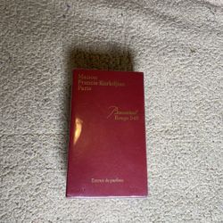 Baccarat 540 Perfume