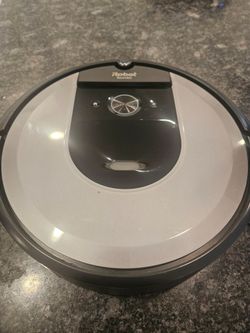 iRobot I8 Wi-Fi Connected  Excellent Condition W/ Spare Parts