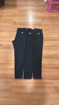 Under Armour Men’s size small Black Baseball Pants