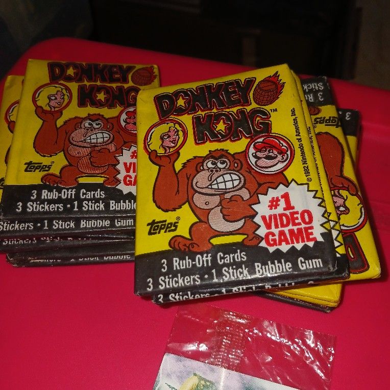 Nintendo Donkey Kong Sealed Pack Cards