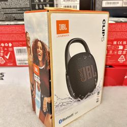 JBL Clip 5 Waterproof Bluetooth Speaker ( Brand New )
