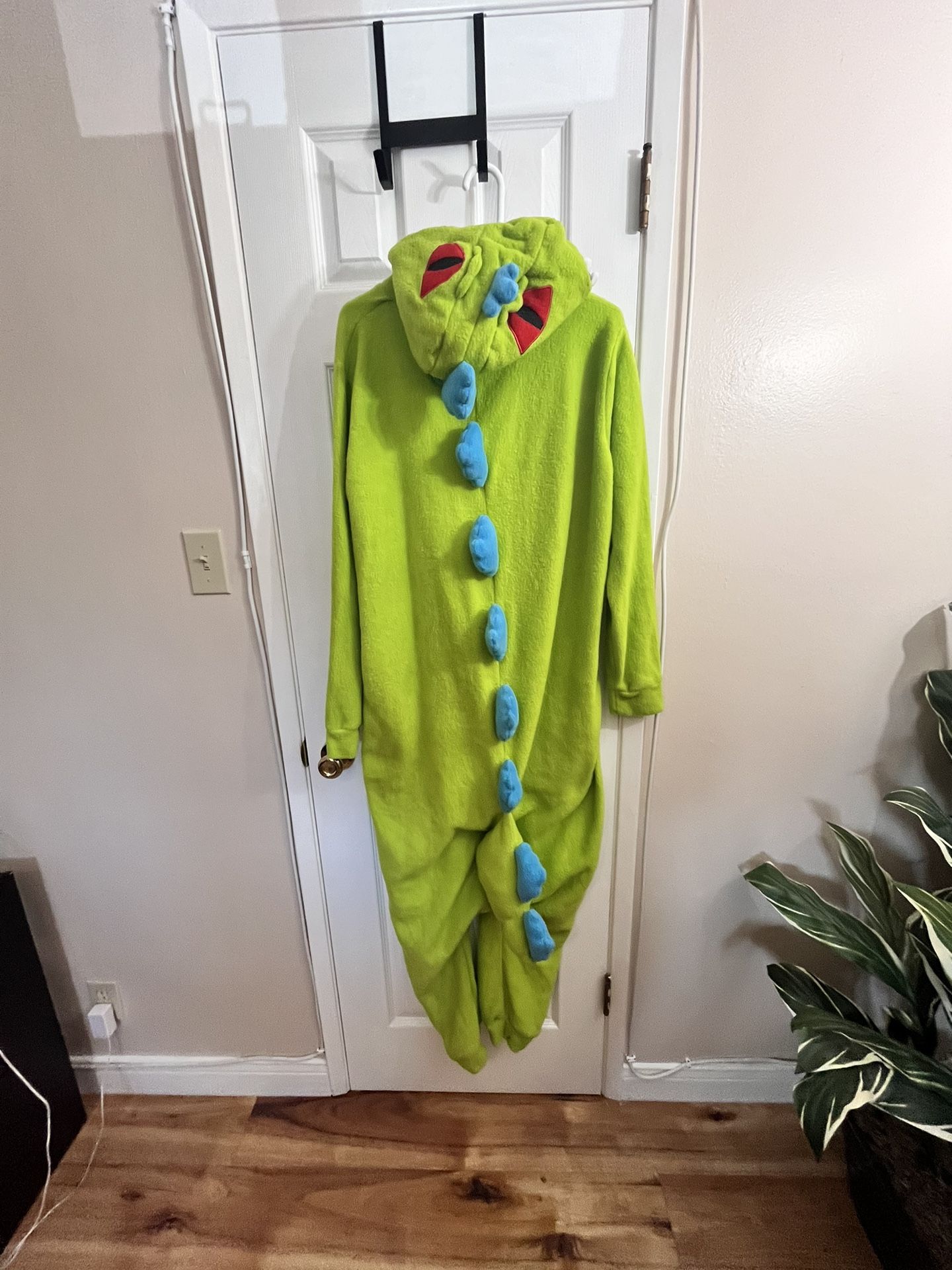 Reptar Onesie Size L