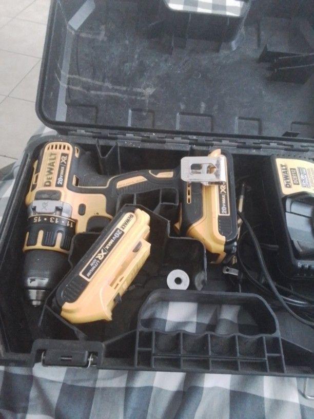 Dewalt Dcd790 Drill