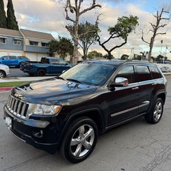 2013 Jepp Grand Cherokee Overland