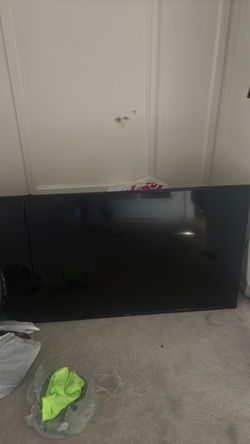 Flat Screen TV Large Display