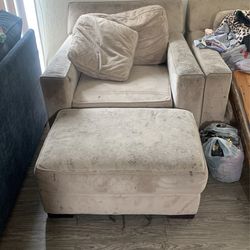 Couch / Ottoman